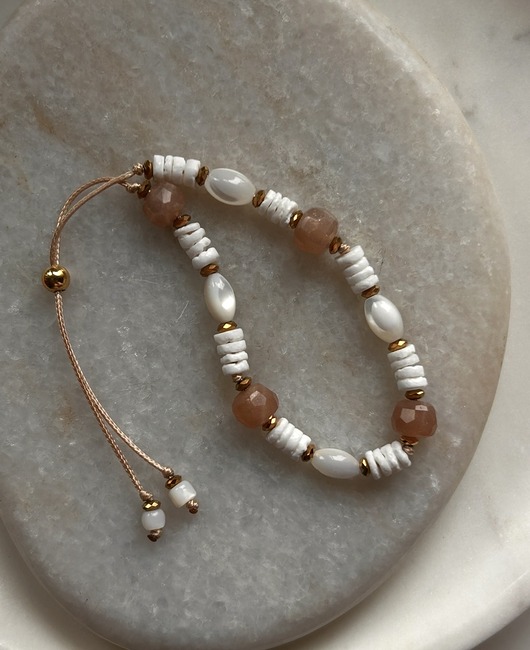 bransoletki z kamieni naturalnych Letnie wibracje - bransoletka z Muszlą i kamieniem słonecznym