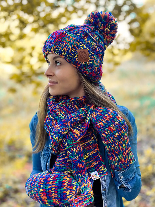 czapki damskie Czapka MERINO 50% EUFORIA ,,Pokojowe granaty"