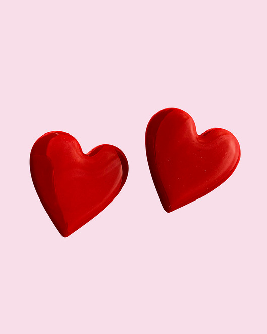 kolczyki z masy plastycznej Duże SERCA wkrętki - glow - czerwone