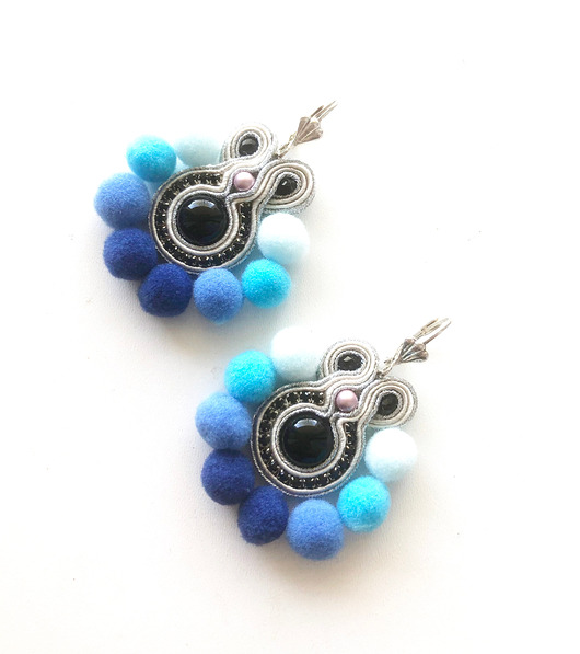 kolczyki soutache Kolczyki BLUE POMPOMS _ kolekcja 2024