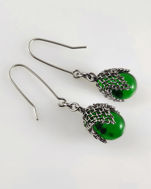 kolczyki wire wrapping Szmaragdowe w siateczce - kolczyki (lub klipsy)