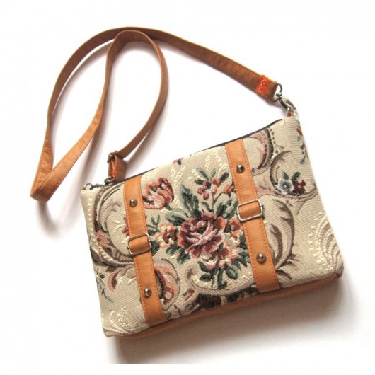 Floral sabi tatka