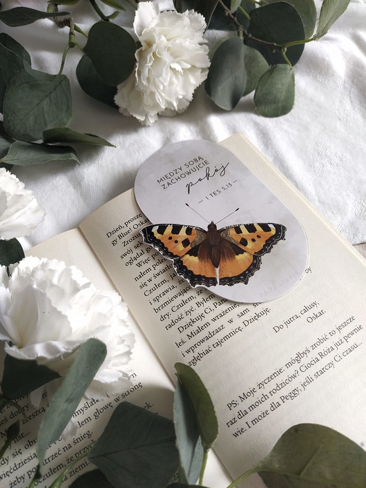 zakładki do książek Zakładka do książki z cytatem religijna na prezent motyl