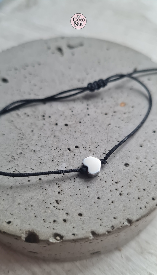 bransoletki na sznurku Bransoletka serduszko hematyt sznurek