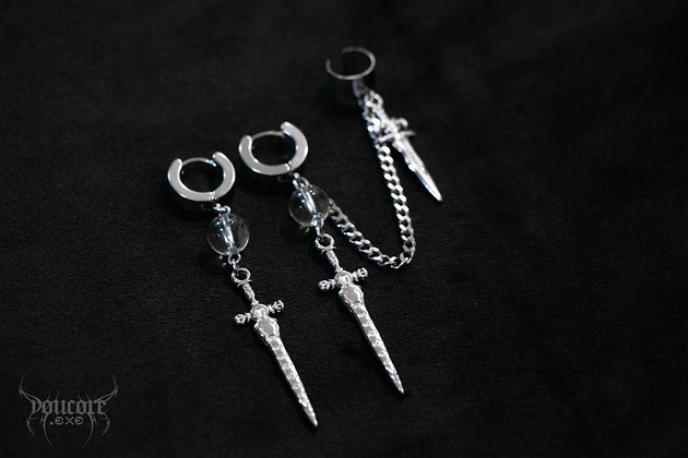 kolczyki - inne Kolczyki miecze z nasznicą * stal nierdzewna * alternatywna biżuteria * goth *