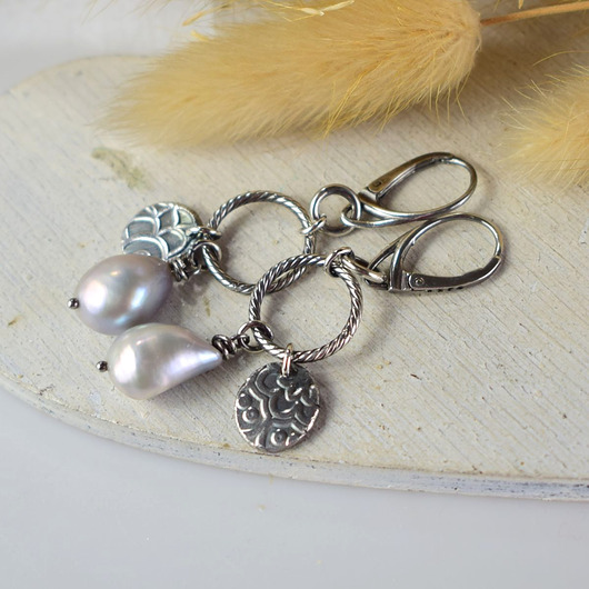 kolczyki srebrne Elnora - srebrne kolczyki z szarą perłą