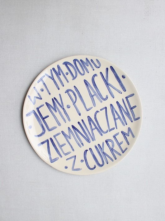 patery i talerze Talerz z napisem placki ziemniaczane z cukrem