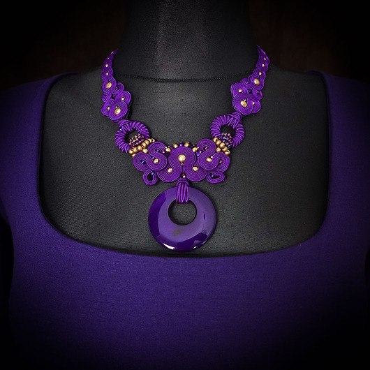 kolie Enike- fioletowy naszyjnik soutache