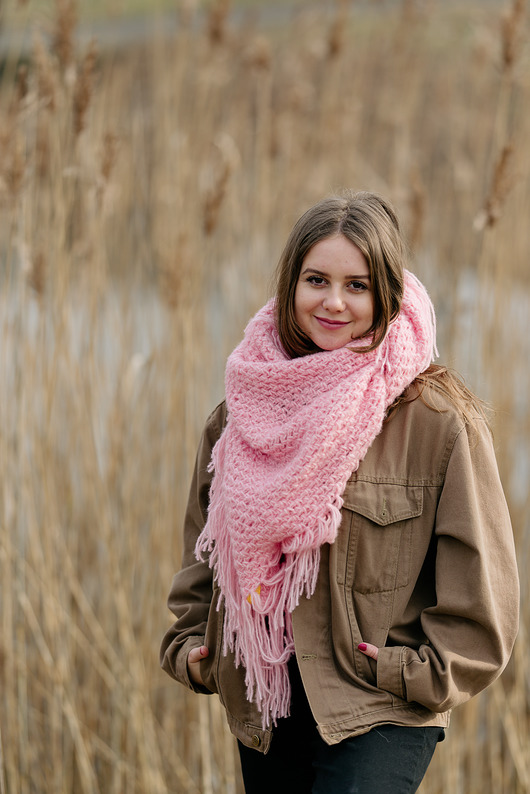 szale damskie Delikatna chusta handmade COSY różowy puch