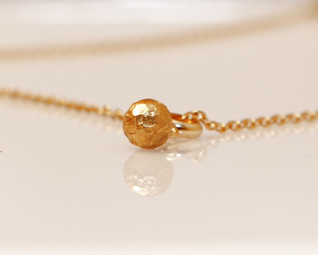 złote naszyjniki Złota Kula