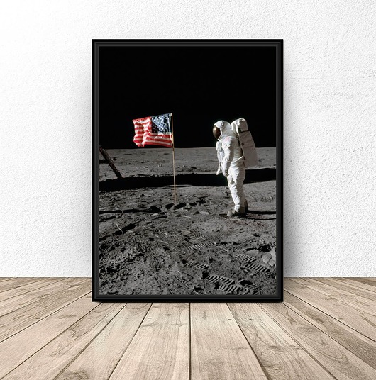 plakaty Plakat NASA "Amerykańska flaga na Księżycu"