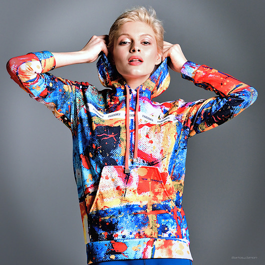 Bluza hoodie Kosmos Par De Moi
