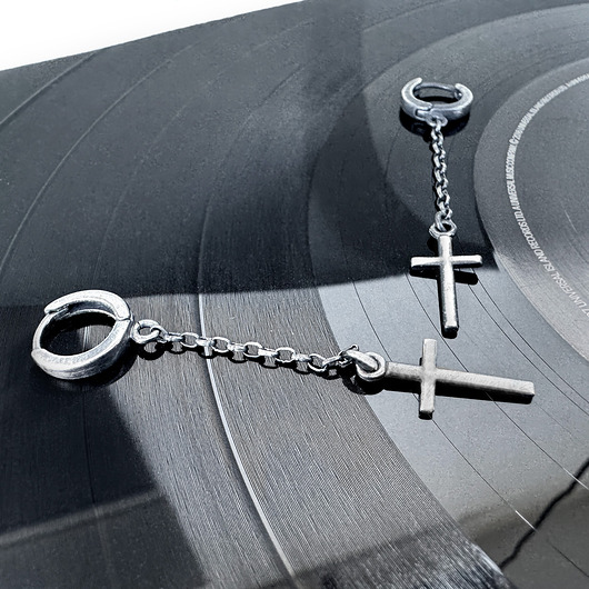 kolczyki srebrne Srebrne kolczyki wiszące krzyżyki