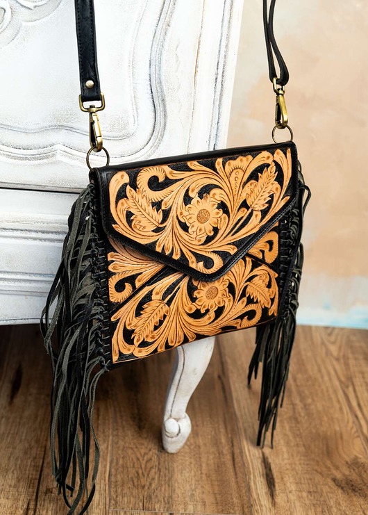 torebki do ręki Torebka skórzana ręcznie rzeźbiona ciekawe wzory kopertówka