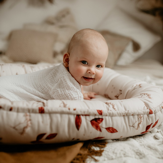 akcesoria do łóżeczek Dwustronny Kokon Niemowlęcy  Mantulien