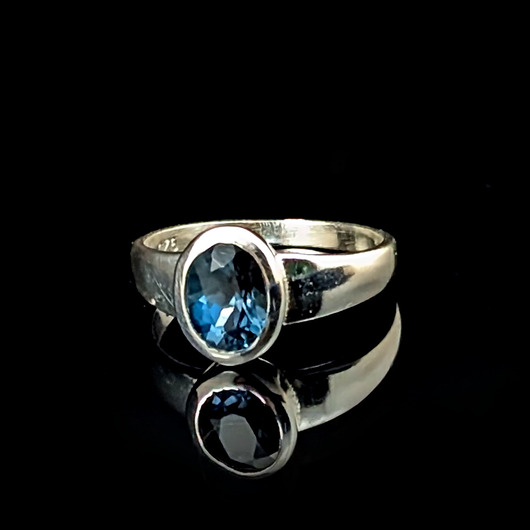 pierścionki srebrne Pierścionek London blue topaz