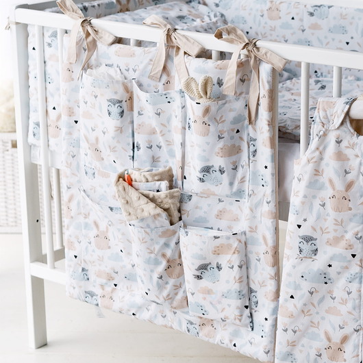 akcesoria do łóżeczek Organizer Do Łóżeczka Pojemny Miękki Bawełna 60x60 cm LEA od BabyU