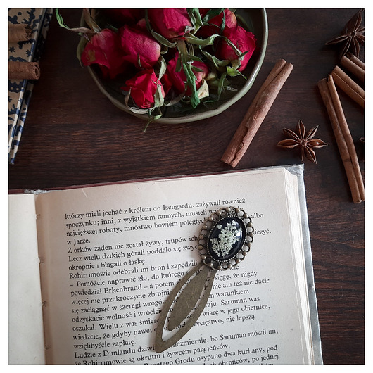 Zakładka z dziką marchwią, owal Figa handmade accessories
