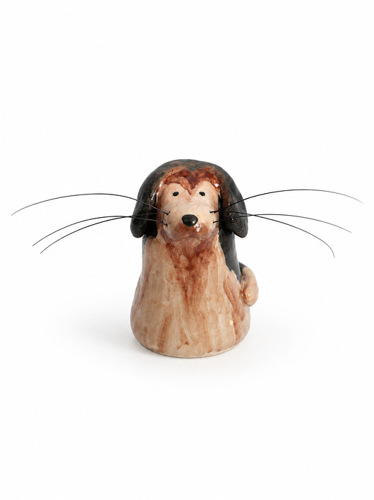 figurki i rzeźby Ceramiczny piesek na psie wąsy wibrysy