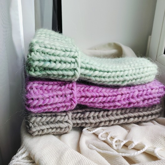 czapki damskie Wełniana czapka na drutach WOOLLY