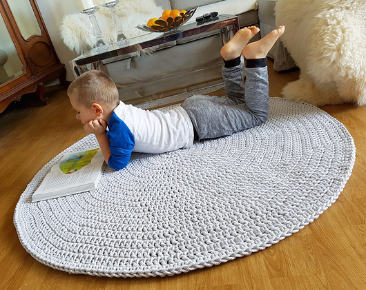 Dywan okrągły gładki szary - dostępne kolory Made of Weaves