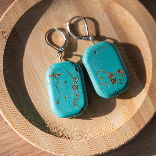 kolczyki z kamieniami Geometryczne kolczyki z turkusu