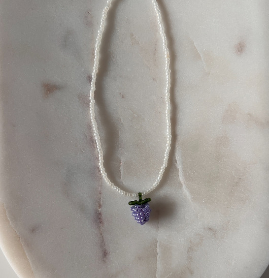 wisiory Handmade naszyjnik z koralików z plecionym owocem fioletowym