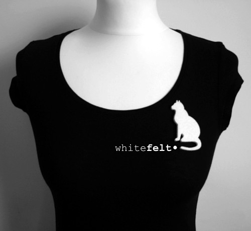 felt cat... felt label