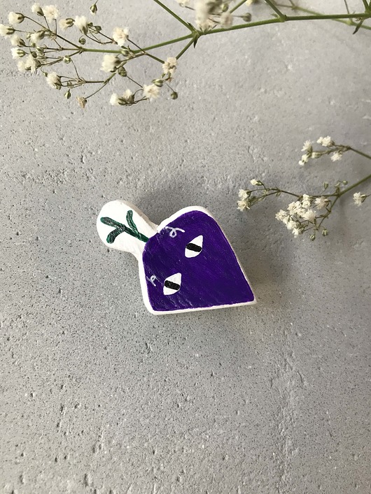 Broszka Rzodkiewka ELEMTHEBRAND