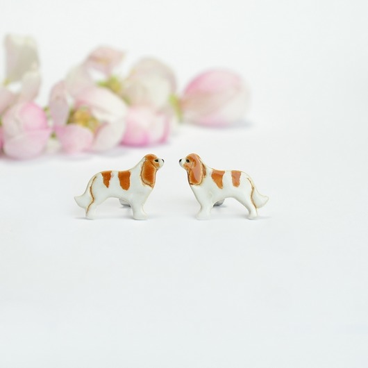 Cavalier mini pieski- ceramiczne kolczyki Dorca