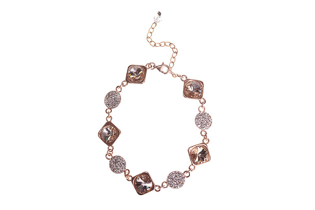 Srebrna bransoleta z kryształami marki Swarovski Alessandra unique