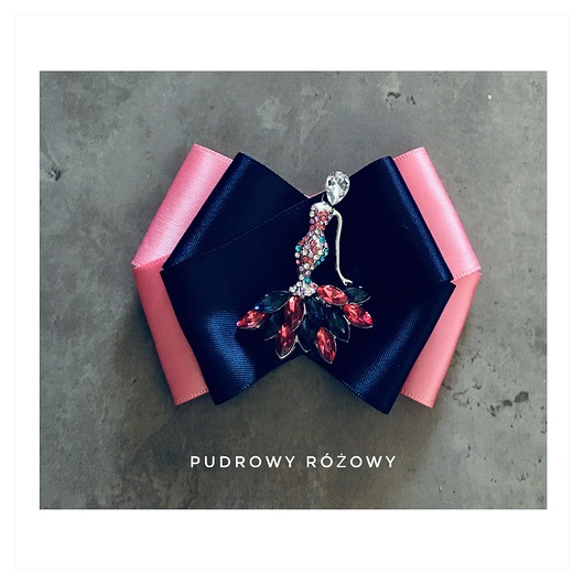 broszki Limitowana Kolekcja z Damą Ekskluzywna seria NEW