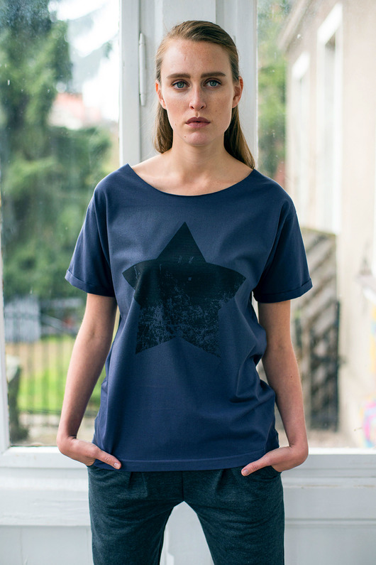 BLACK STAR Oversize T-shirt GAU great as You