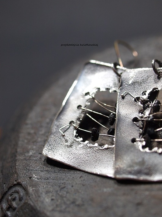 supernova z diamentem i spinelem Garfish Art Gallery