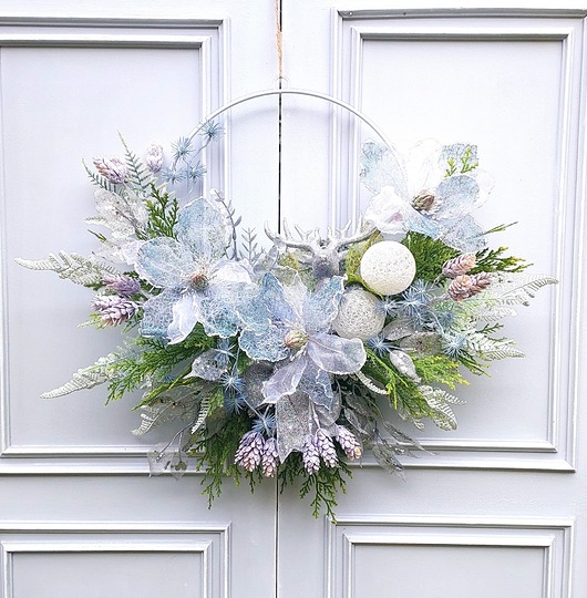 wianki bożonarodzeniowe Świąteczny wianek na obręczy