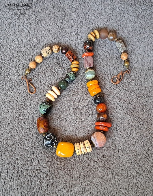 korale Elegancko i unikatowo Naszyjnik ze specjalnego mixu minerałów handmade