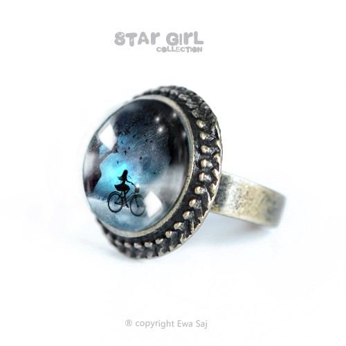 Star Girl i rower, mini ring Ewa Saj Fotografie