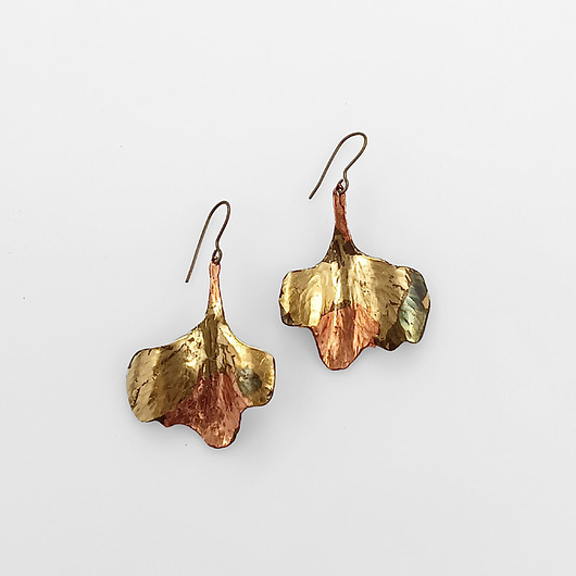 kolczyki pozłacane Kolczyki pozłacane Liście z tytanu