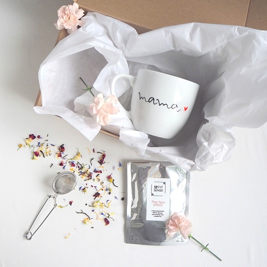 Zestaw z herbatą i zaparzaczem MAMA my mug company