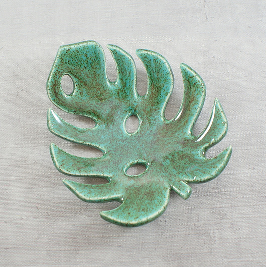 Liść monstery - mydelniczka ceramiczna AKoArt Ceramika