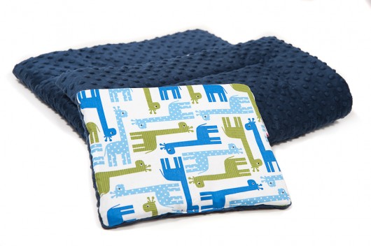 Podusia do wózka - granatowe żyrafki - 23x30 cm Minky and Cotton