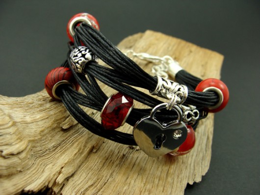Red and Black FERDBON