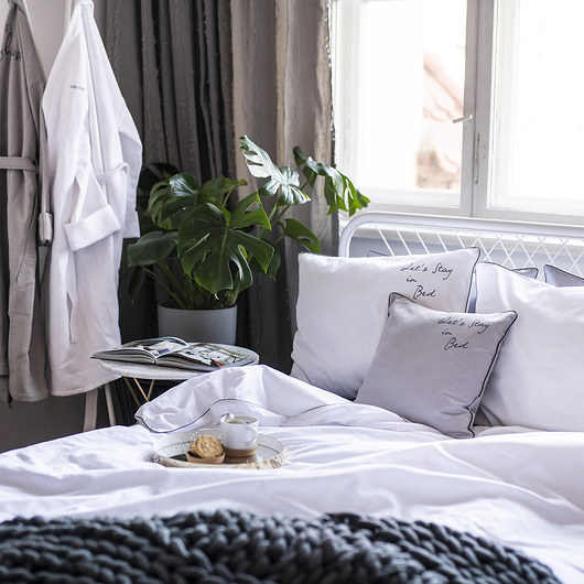 Poszewka I am not a morning person cocon cotton