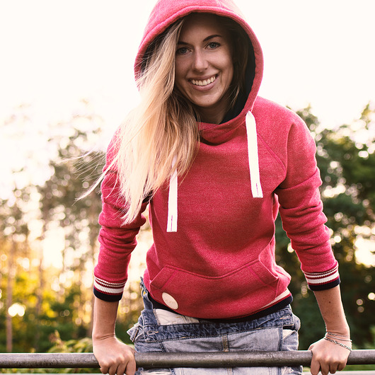 bluza z kapturem STRAWBERRY CHOKA