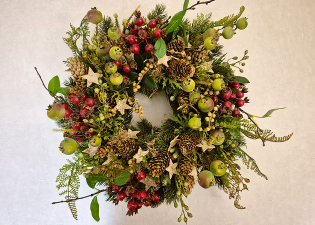 wianki bożonarodzeniowe Wianek z dzika różą