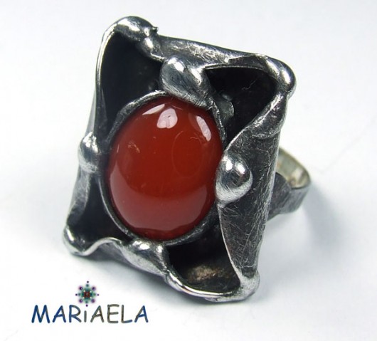 Z RENESANSOWEGO OBRAZU MARIAELA