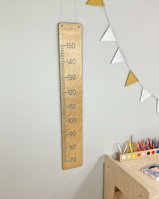 meble do pokoju dziecka Drewniana miarka wzrostu dla dziecka na ścianę Olejowana