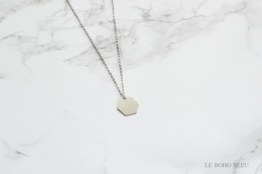 Small Hexagon Necklace in Silver Le Boho Bleu