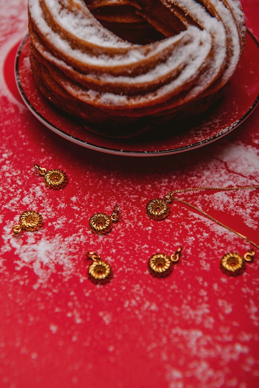 naszyjniki - inne Naszyjnik Pączek Hiszpański