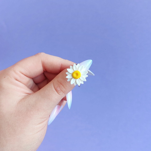 pierścionki - różne Pierścionek stokrotka z gliny polimerowej